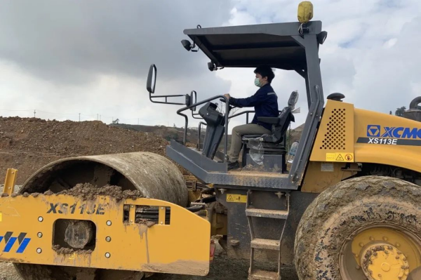 �������ʹ���-׷�󿵽�,����һ������