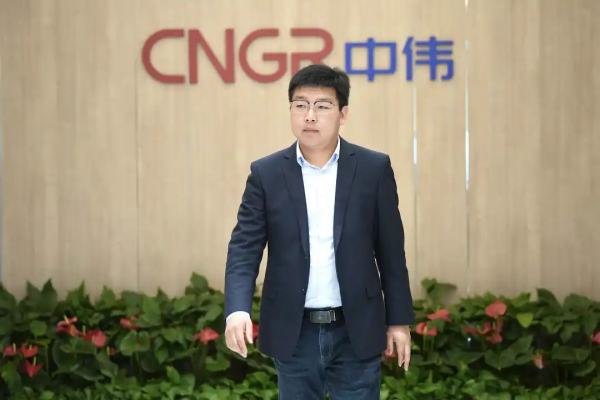 �������ʹ���-׷�󿵽�,����һ������