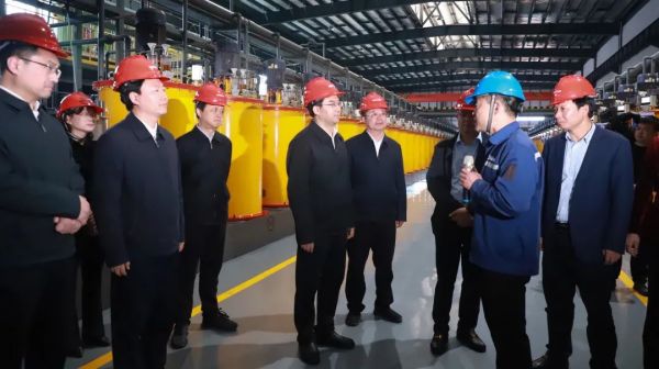 �������ʹ���-׷�󿵽�,����һ������