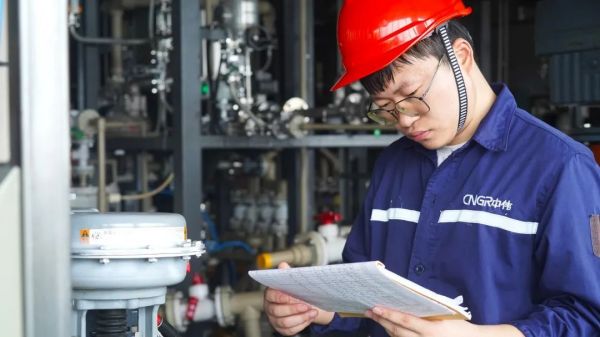 �������ʹ���-׷�󿵽�,����һ������