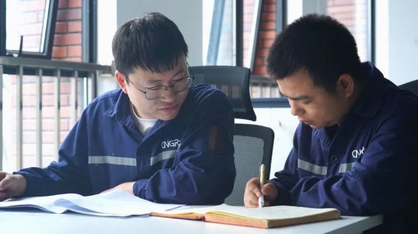 �������ʹ���-׷�󿵽�,����һ������