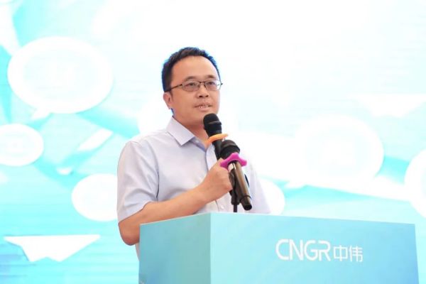 �������ʹ���-׷�󿵽�,����һ������