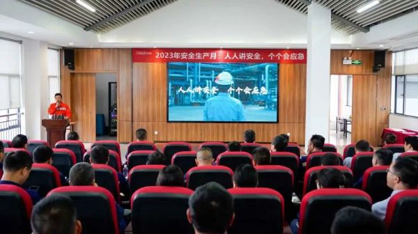 �������ʹ���-׷�󿵽�,����һ������