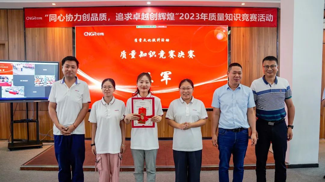 �������ʹ���-׷�󿵽�,����һ������