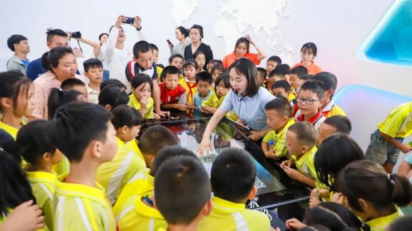 �������ʹ���-׷�󿵽�,����һ������