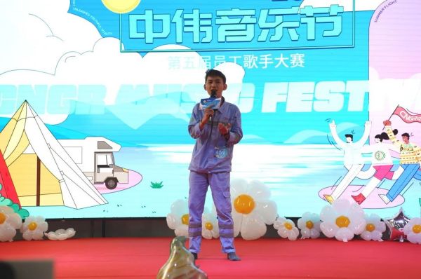 �������ʹ���-׷�󿵽�,����һ������