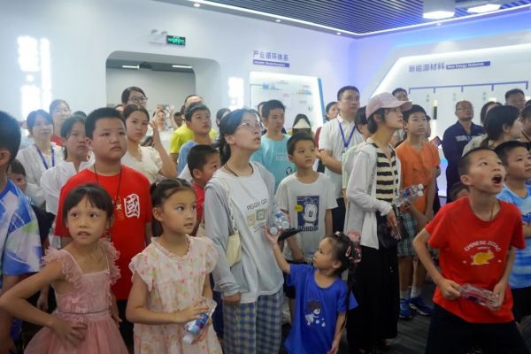 �������ʹ���-׷�󿵽�,����һ������