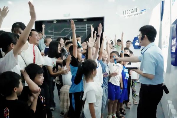 �������ʹ���-׷�󿵽�,����һ������