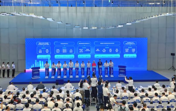 �������ʹ���-׷�󿵽�,����һ������