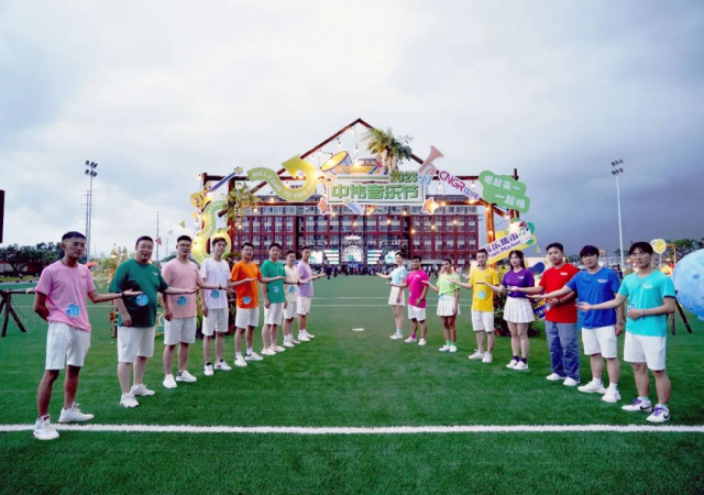 �������ʹ���-׷�󿵽�,����һ������