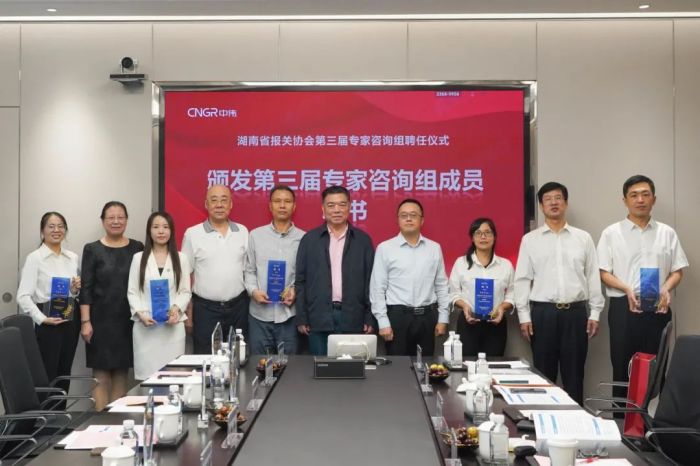 �������ʹ���-׷�󿵽�,����һ������