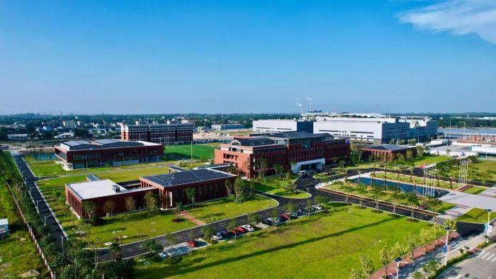 �������ʹ���-׷�󿵽�,����һ������