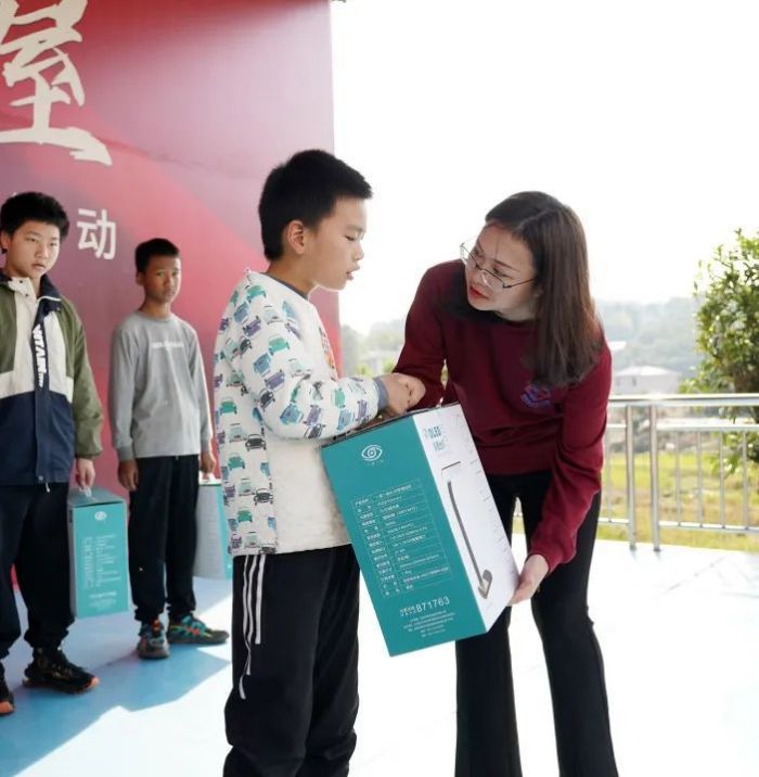 �������ʹ���-׷�󿵽�,����һ������