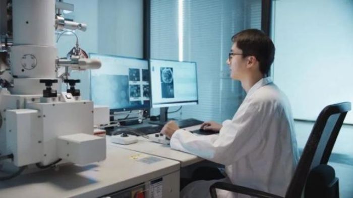 �������ʹ���-׷�󿵽�,����һ������