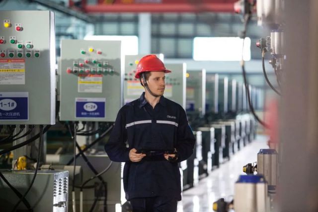 �������ʹ���-׷�󿵽�,����һ������