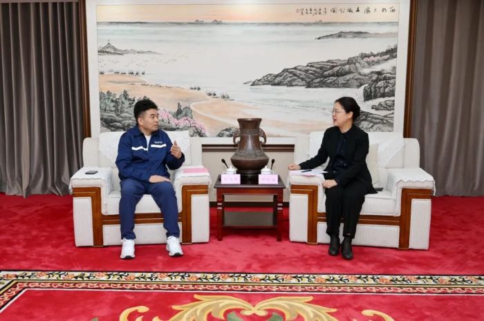 �������ʹ���-׷�󿵽�,����һ������