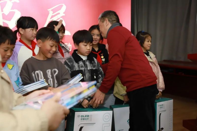 �������ʹ���-׷�󿵽�,����һ������