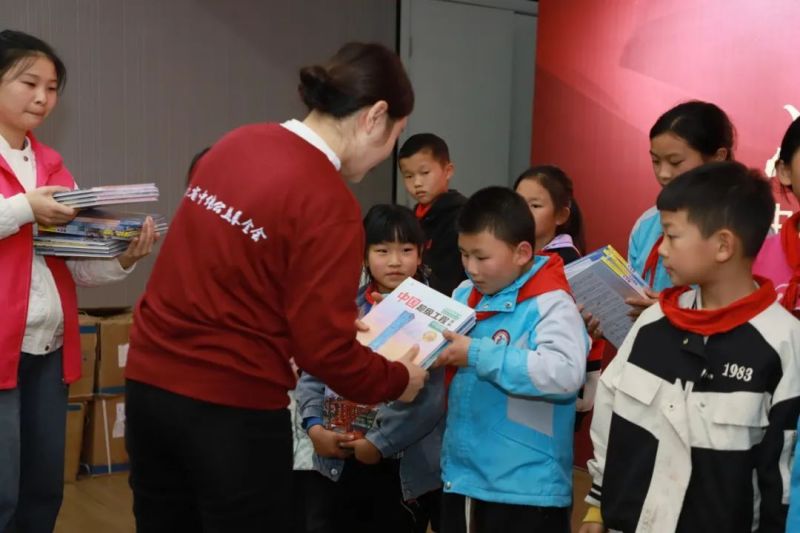 �������ʹ���-׷�󿵽�,����һ������