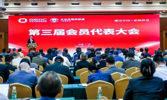 �������ʹ���-׷�󿵽�,����һ������