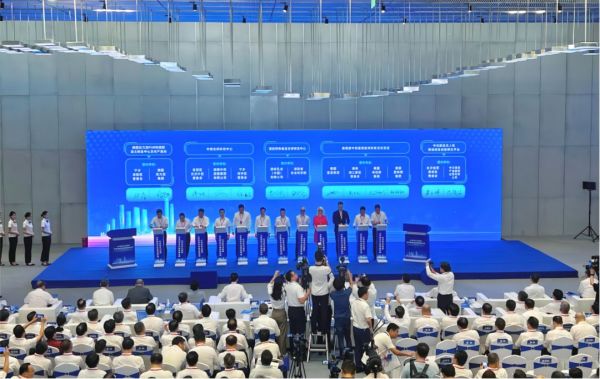 �������ʹ���-׷�󿵽�,����һ������