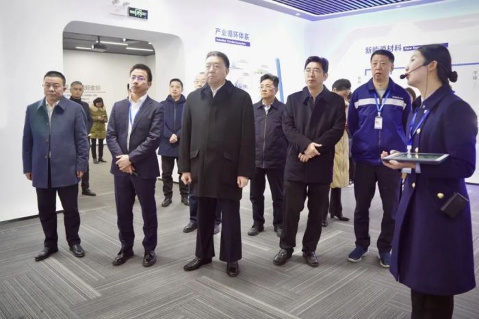 �������ʹ���-׷�󿵽�,����һ������