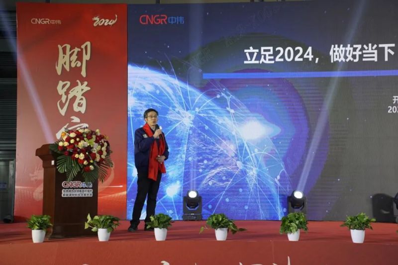 �������ʹ���-׷�󿵽�,����һ������