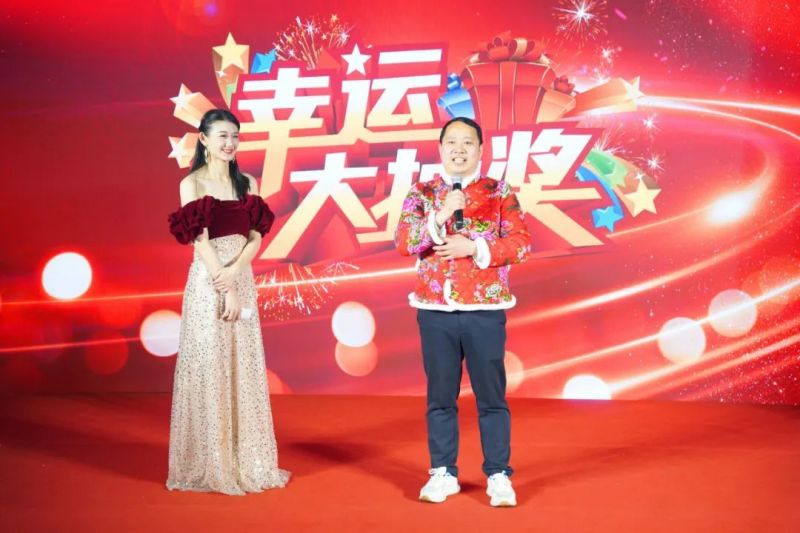 �������ʹ���-׷�󿵽�,����һ������