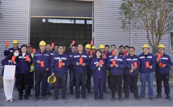 �������ʹ���-׷�󿵽�,����һ������