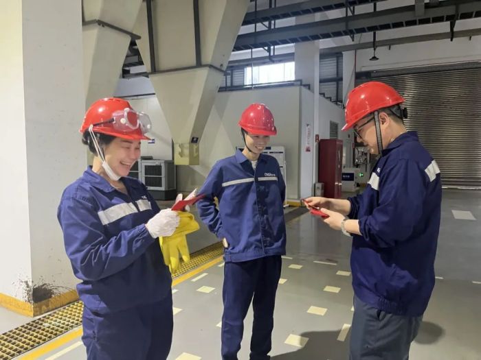 �������ʹ���-׷�󿵽�,����һ������