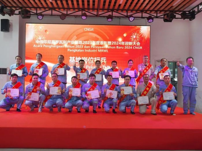 �������ʹ���-׷�󿵽�,����һ������