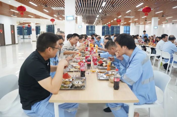 �������ʹ���-׷�󿵽�,����һ������