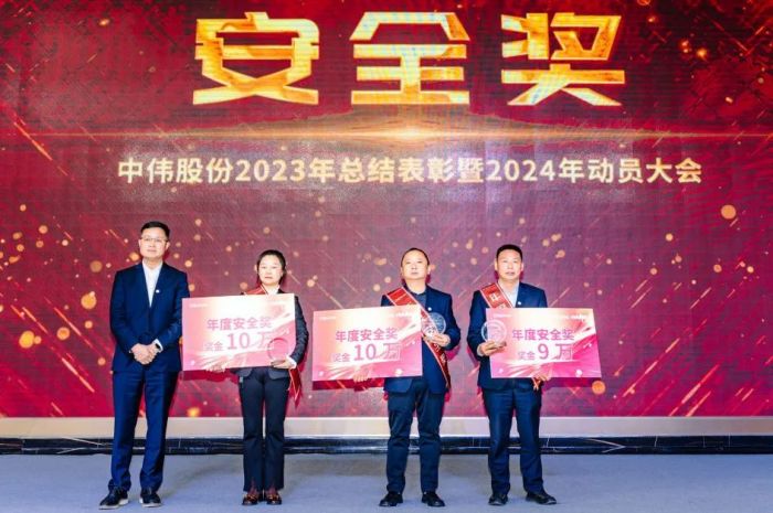 �������ʹ���-׷�󿵽�,����һ������