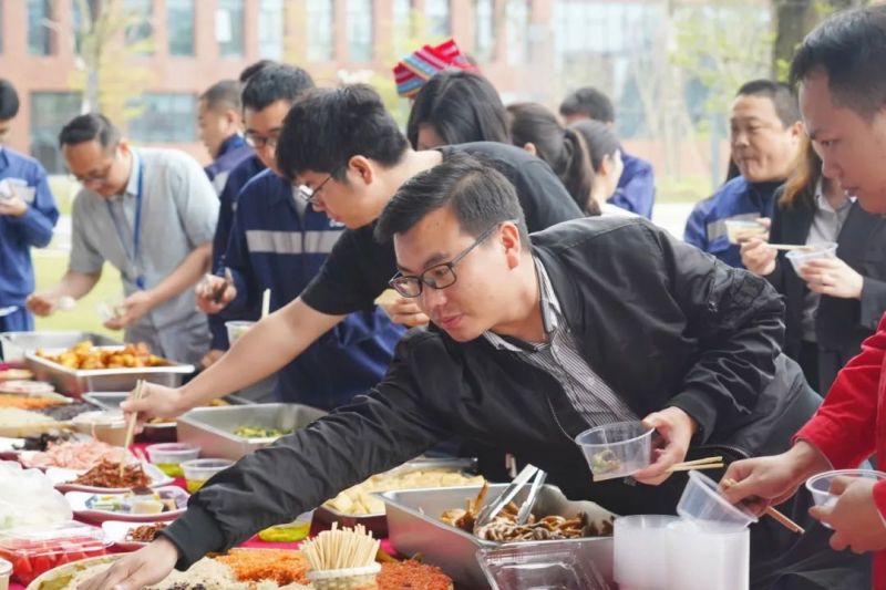 �������ʹ���-׷�󿵽�,����һ������