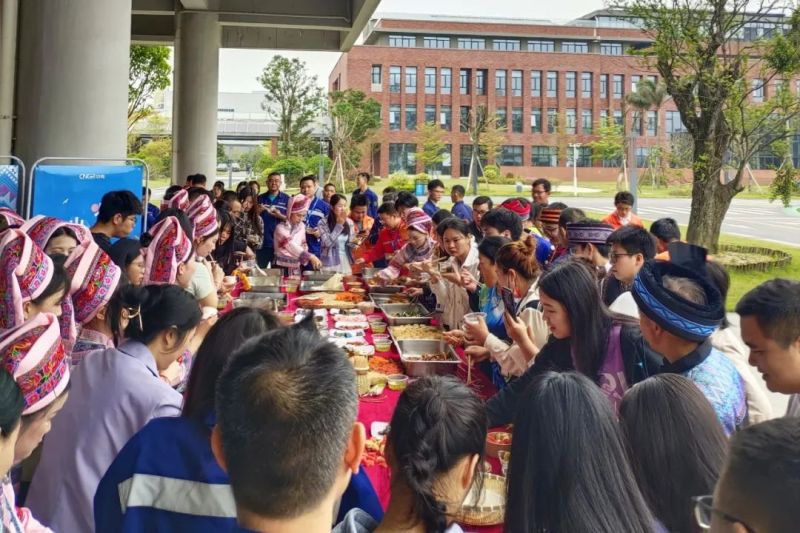 �������ʹ���-׷�󿵽�,����һ������