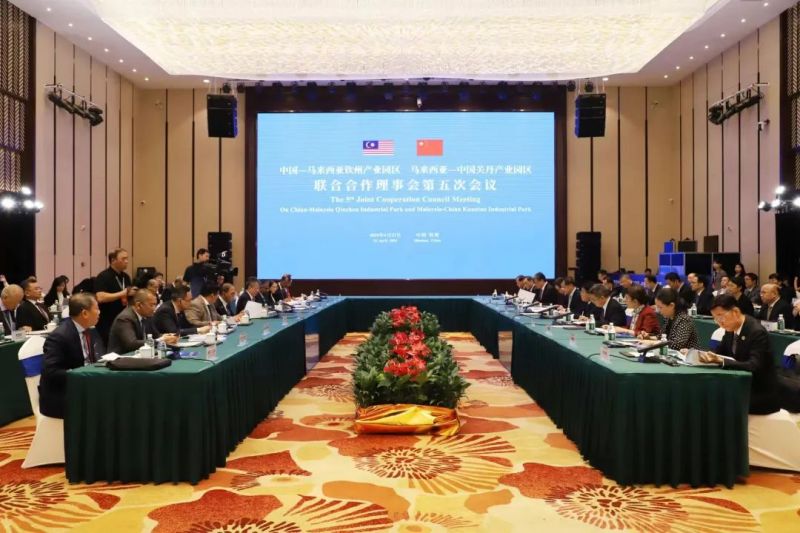 �������ʹ���-׷�󿵽�,����һ������