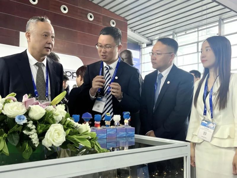 �������ʹ���-׷�󿵽�,����һ������