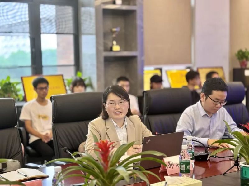 �������ʹ���-׷�󿵽�,����һ������