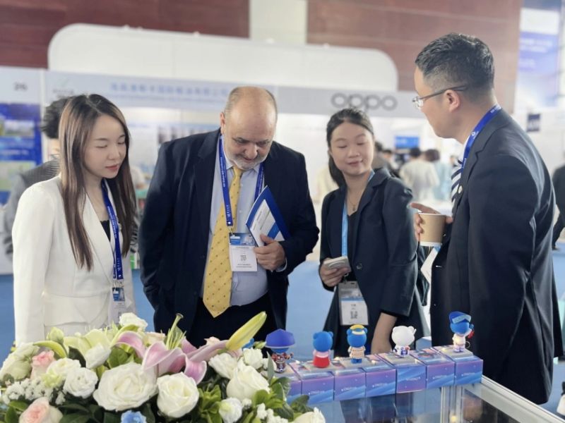 �������ʹ���-׷�󿵽�,����һ������