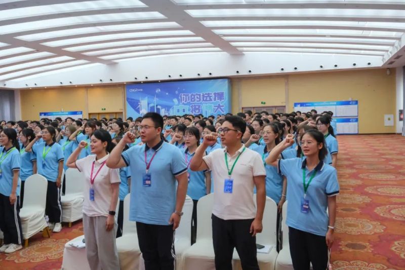 �������ʹ���-׷�󿵽�,����һ������