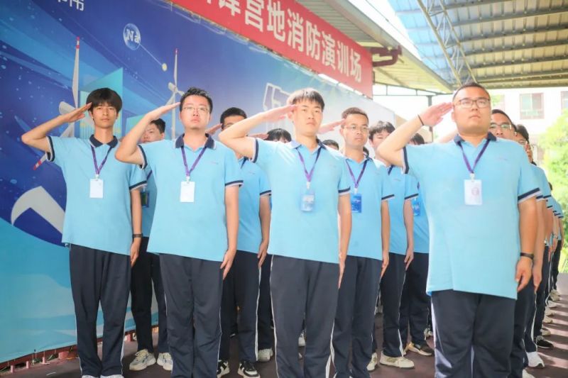 �������ʹ���-׷�󿵽�,����һ������