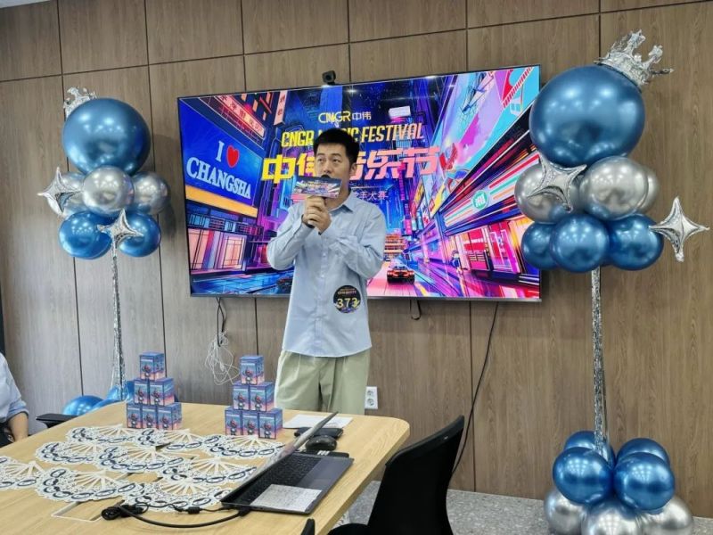 �������ʹ���-׷�󿵽�,����һ������