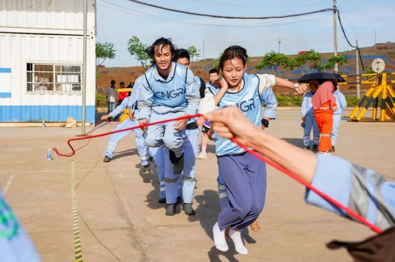 �������ʹ���-׷�󿵽�,����һ������