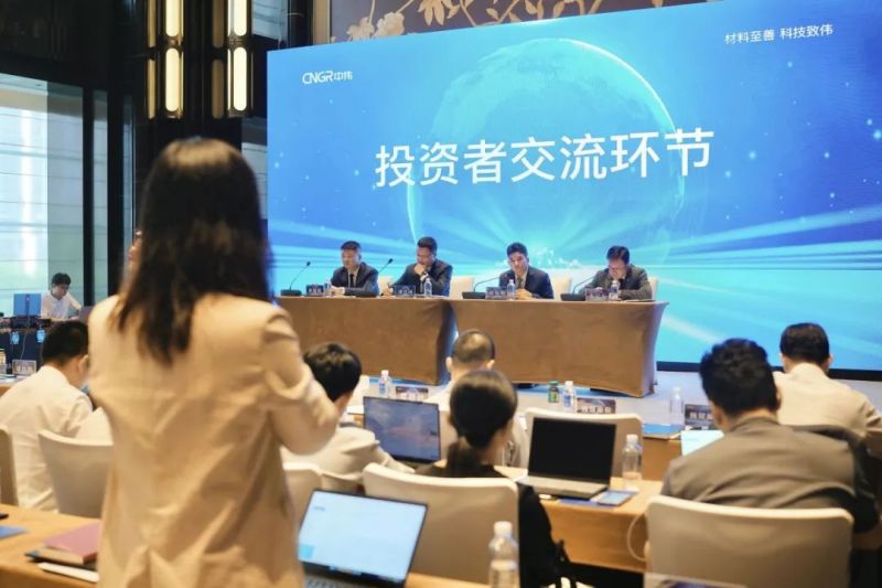 �������ʹ���-׷�󿵽�,����һ������