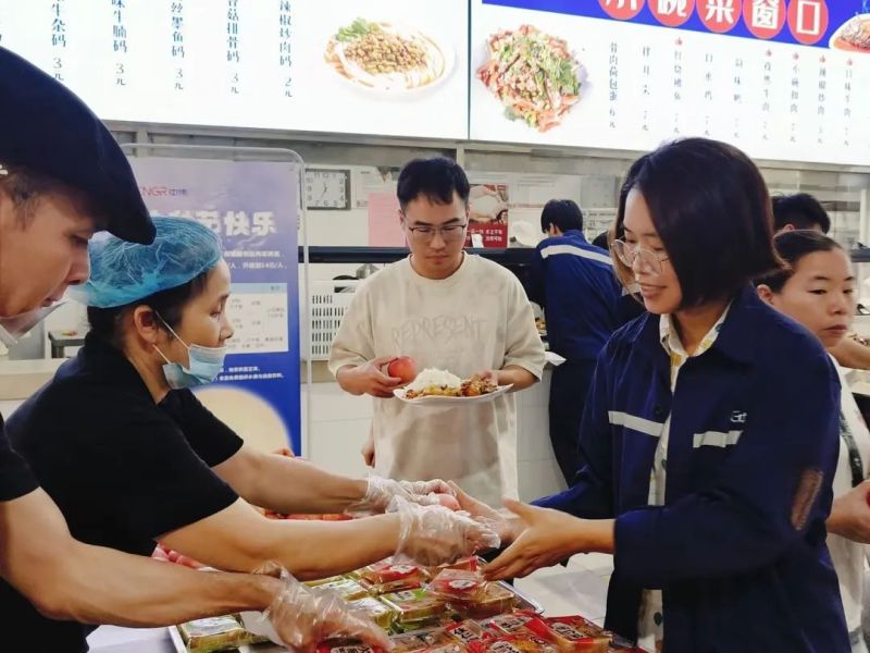 �������ʹ���-׷�󿵽�,����һ������