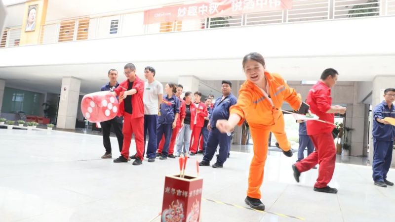 �������ʹ���-׷�󿵽�,����һ������