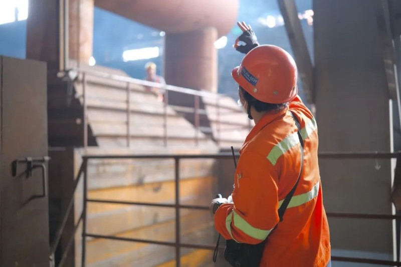 �������ʹ���-׷�󿵽�,����һ������