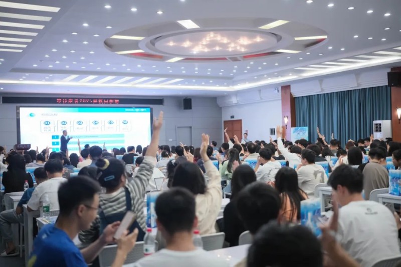 �������ʹ���-׷�󿵽�,����һ������