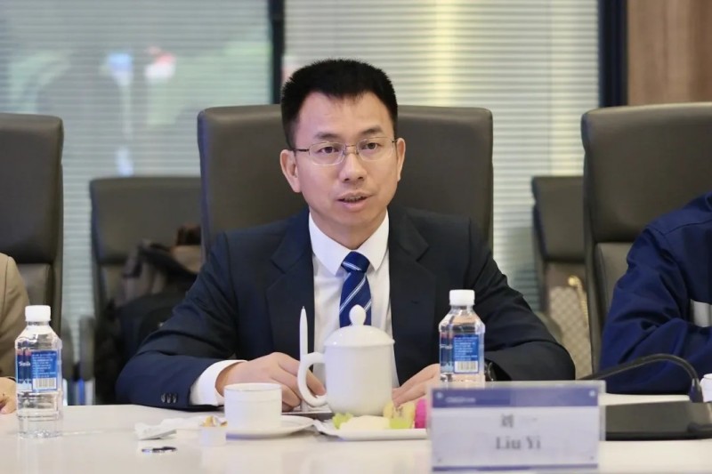 �������ʹ���-׷�󿵽�,����һ������