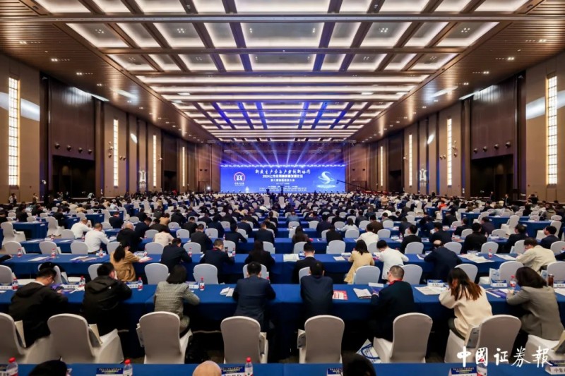 �������ʹ���-׷�󿵽�,����һ������