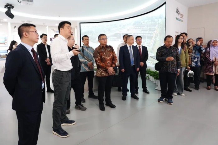 �������ʹ���-׷�󿵽�,����һ������